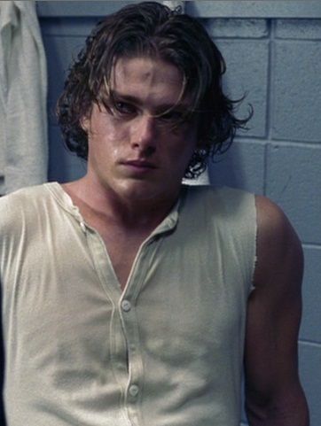 michael mantenuto aka Jack O'Callahan from Miracle Michael Mantenuto, Miracle Hockey, Jack Oconnell, Hockey Hair, Movie Inspiration, Remember The Titans, Pictures Of Celebrities, Hot Hockey Players, Usa Hockey