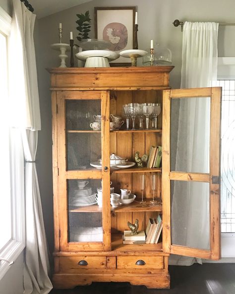 Instagram: TheCrossonCottage Antique Pantry Cabinet, Collected Kitchen, Hutch In Living Room, Bungalow Dining Room, Farmhouse Cottage Decor, Corner Hutch, Cottage Decor Farmhouse, Dining Room Cozy, Rustic Country Home