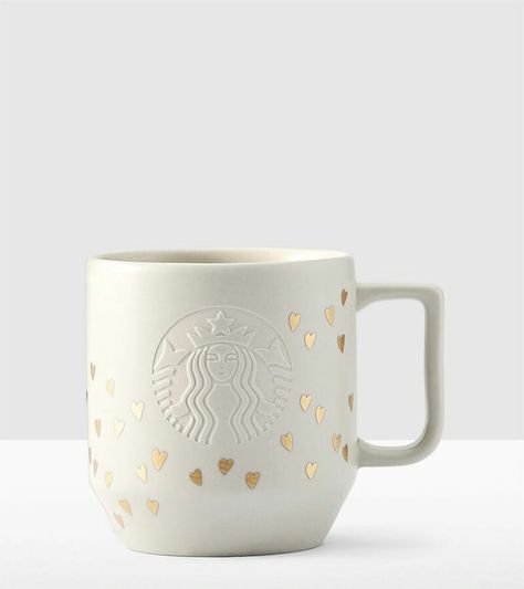 Golden Hearts Starbucks mug, Valentines day collection Black Buck, Starbucks Store, Starbucks Coffee Cup, Starbucks Valentines, Mermaid Mugs, Cute Coffee Cups, Pretty Mugs, Coffee Heart, Hygge Home