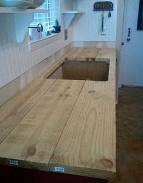 Diy House Flipping Ideas, Plywood Kitchen Countertops, Cheap Renovation Ideas Diy, Diy Countertops Cheap, Bathroom Countertops Diy, Diy Wood Countertops, Mobile Home Renovations, Cheap Countertops, Remodeling Mobile Homes