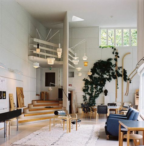 @casacollage / casacollage.com Alvar Aalto Interior, Alvar Aalto House, Alvar Alto, Scandi Interiors, Eero Saarinen, Office Interior Design, Contemporary Architecture, Apartment Therapy, Home Studio