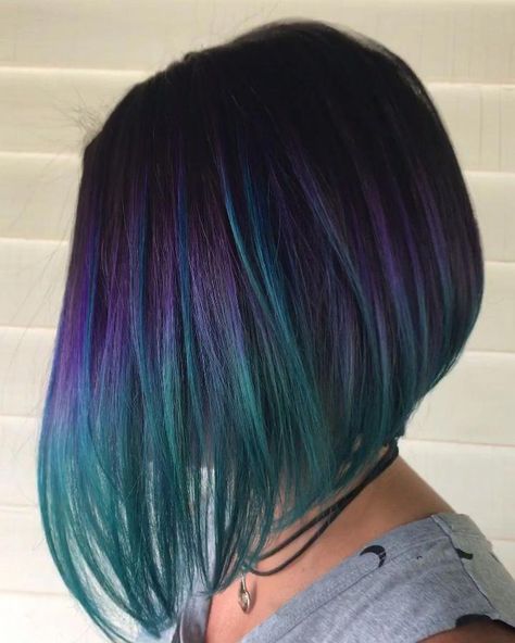 Short bob hairstyle with an epic vivid haircolor application. #bluehair #bluehaircolor #tealhair #purplehair #shorthairstyles #shortbobhairstyles   #purplehairdontcare  #violethair #violethaircolor Nail Purple, Hair Mascara, Creative Hair Color, Teal Hair, Violet Hair, Hair Color Purple, Short Hair Color, Hair Color Blue, Bob Haircut