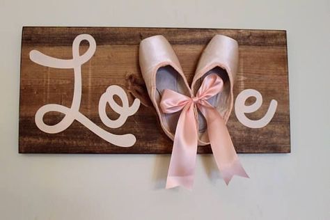 Ballet Decor Bedroom, Girls Ballerina Bedroom, Ballet Bedroom, Shoe Sign, Ballerina Bedroom, Ballet Room, Ballerina Room, Dance Rooms, Pointe Shoe