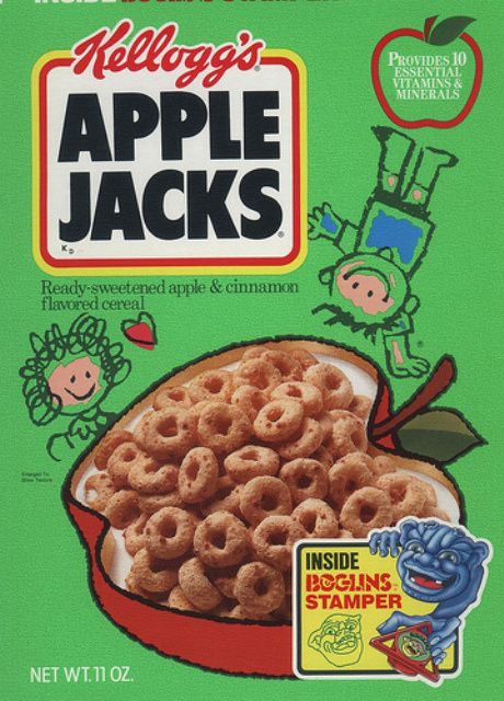 As an afterthought, these toys were so cool that one of the large BOGLINS, Dwork, was used in the 1989 movie LOBSTER MAN FROM MARS! Apple Jacks Cereal, Apple Jacks, Types Of Cereal, Best Cereal, Cereal Killer, Nostalgic Candy, Rescue Rangers, Monster Toys, Vintage Packaging