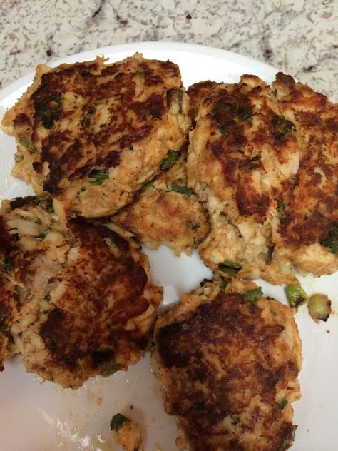 Halibut Patties - My Dairy Free Gluten Free Life Halibut Patties, Fish Recipes Dairy Free, Alaska Food, My Dairy, Fish Patties, Dairy And Gluten Free, Recipe Gluten Free, Vegetarian Meal Plan, Dairy Free Gluten Free