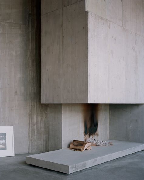 Buchner Bründler Architekten, LILITT BOLLINGER STUDIO, Rory Gardiner · UMBAU KIRSCHLAGER · Divisare Narrow Rooms, Green Windows, Load Bearing Wall, Window Furniture, Long Bench, Industrial Interiors, Architectural Photographers, Architectural Practice, Wooden Ceilings