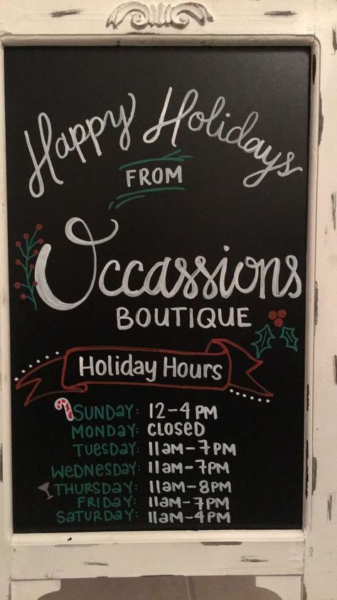 Holiday Chalkboard for Boutique Winter Chalkboard Ideas, Cafe Chalkboard, Holiday Retail, Christmas Chalkboard Art, Cute Store, Holiday Boutique, Bakery Design Interior, Chalk Sign, Chalk Lettering