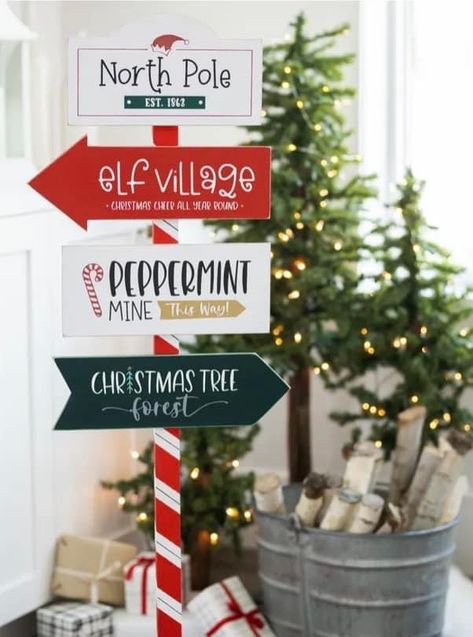 Christmas Directional Signs, Elf Village, Christmas Signs Diy, Christmas Tree Forest, Chalk Crafts, Christmas Wooden Signs, Christmas Destinations, Directional Signs, Christmas Signs Wood