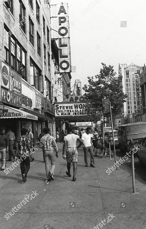 Spanish Harlem, Old Nyc, Apollo Theater, Harlem New York, Vintage Nyc, New York Vintage, Old New York, New York State Of Mind, I Love Ny