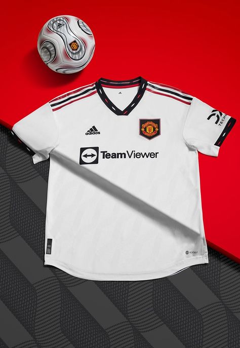 Man United Kit, Shield Badge, Manchester United Shirt, Dope Tees, Manchester United Soccer, Allover Design, Football Outfits, Soccer Shirts, Football Kits