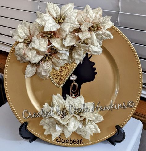 Unique Charger Plate Ideas, Diva Charger Plates, Praying Hands Diva Wreath, Diva Wreaths Template, Diva Wreath Diy, Diy Diva Wreath Tutorial, Charger Plate Crafts, Diy Tea Party, Elephant Home Decor