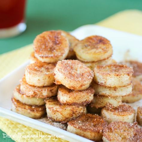 Cinnamon Bananas, Banana Recipes Overripe, Ripe Banana Recipe, Fried Bananas, Summer Snacks, God Mat, Cinnamon Banana, Banana Recipes, Banana Split