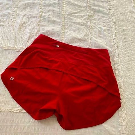 Red Speed Ups Lululemon, Lulu Lemon Speed Up Shorts, Red Lululemon Shorts Outfit, Speed Ups Lululemon, Red Lululemon Shorts, Lululemon Shorts Outfit, Lululemon Wishlist, Womens Swim Shorts, Preppy Lululemon