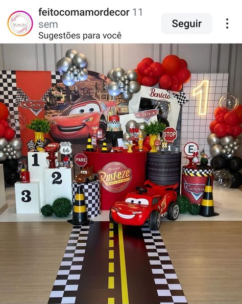 Cars Birthday Cake, Disney Cars Birthday, Birthday Decorations Kids, 1st Birthday Party Themes, Cars Party, Mickey Mouse Birthday Party, Party Favors For Kids Birthday, Car Themes, Cars Birthday Parties