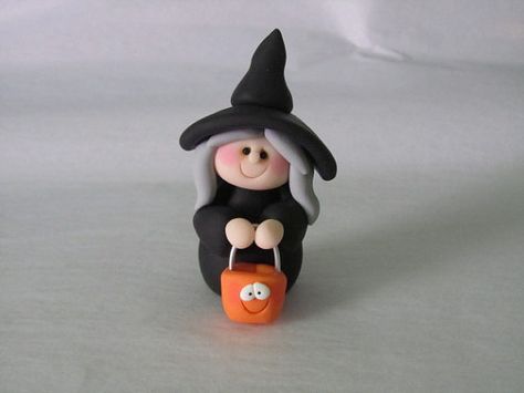 Polymer Clay Witch by ClayPeeps on Etsy Polymer Clay Witch, Clay Witch, Halloween Pasta, House Pumpkin, Clay Halloween, Polymer Clay Halloween, Gnome Home, Halloween Cake Topper, Halloween Clay