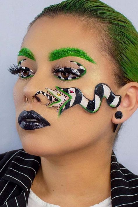 Beautiful Halloween Makeup, Beetlejuice Makeup, Halloween Make-up Looks, Holloween Makeup, Halloween Makeup Ideas, Halloween Makeup Pretty, Cool Halloween Makeup, Amazing Halloween Makeup, Halloween Makeup Inspiration