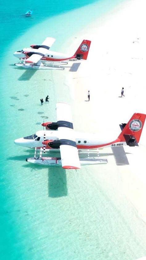 Sea Planes, Sea Plane, Small Aircraft, Aviation World, Airplane Fighter, Tropical Destinations, Vacation Pictures, Natural Scenery, Vacation Places