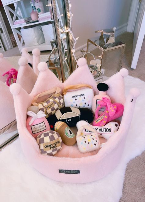 Aesthetic Dog Cage Ideas, Bougie Dog Aesthetic, Pink Dog Room, Cute Dog Essentials, Dog Toys Cute, Dog Essentials Aesthetic, Pink Dog Supplies, Boujee Puppy, Cute Dog Products