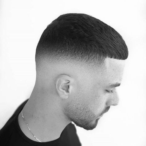 Short Fade Haircut Men, Fade Haircut Short, Fade Haircut Men, Very Short Hair Men, Buzz Cut Styles, Boys Fade Haircut, Fade Haircut Curly Hair, Men Fade Haircut Short, Short Fade Haircut