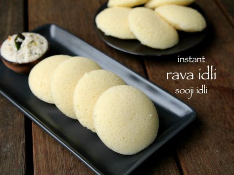 instant suji ki idli Suji Idli Recipe, Rava Idli Recipe, Rava Idli, Popular Breakfast Recipes, Idli Sambar, Sweet Crepes Recipe, Idli Recipe, Breakfast Recipes Indian, Dosa Recipe