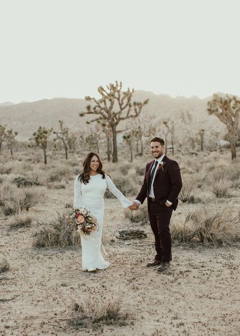 Couple has an elopement at Pioneertown and portraits in Joshua Tree National Park Old Western Movies, Best Places To Elope, Joshua Tree Elopement, Joshua Tree Wedding, Modern Desert, Desert Elopement, Fun Deserts, Destination Wedding Photos, Western Movie