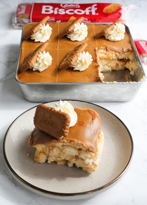 Easy Lotus Biscoff Tiramisu (Speculoos Tiramisu) - Sims Home Kitchen Lotus Biscoff Tiramisu, Biscoff Tiramisu, Sims Home, Lotus Biscoff Spread, Mediterranean Appetizers, Lotus Biscuits, Biscoff Cheesecake, Biscoff Biscuits, Biscoff Spread