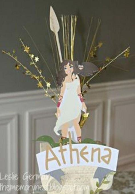 Goddess Party Theme, Classroom Displays Ks2, Greek Party Decorations, Greek Party Theme, Greek Night, Bat Mitzvah Centerpieces, Greece Party, Bar Mitzvah Centerpieces, Greek Cake