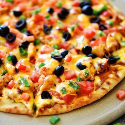 Chicken Taco Pizza - Life In The Lofthouse Taco Pizza Recipe, Taco Pizza Recipes, Pizza Life, Pizza Chicken, Mexican Pizza, Taco Pizza, Seasoned Chicken, Chicken Taco, Homemade Pizza Dough