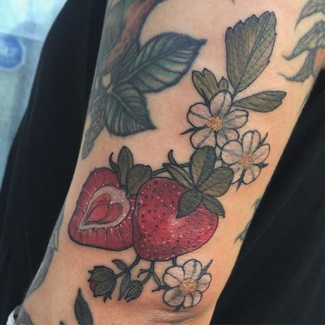 Austin Tattoo, Strawberry Tattoo, Neo Trad Tattoo, Floral Tattoo Sleeve, Cute Little Tattoos, Food Illustration Art, Bee Tattoo, Your Amazing, Feminine Tattoos