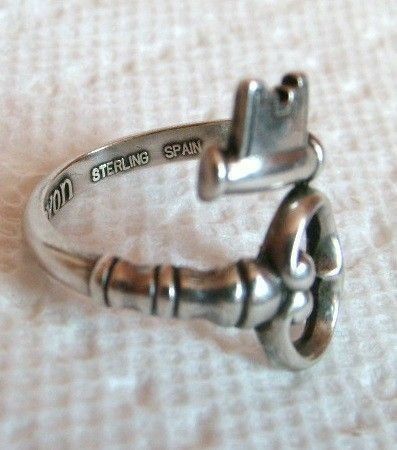 Skelton Key, Silver Spoon Jewelry, Cutlery Art, Fork Jewelry, Flatware Jewelry, Silverware Art, Silverware Jewelry, Key Jewelry, Spoon Ring