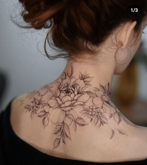 Flower Neck Tattoo, Women's Shoulder Tattoo, Nape Tattoo, Shoulder Cap Tattoo, Floral Tattoo Shoulder, Neck Tattoos Women, Back Of Neck Tattoo, Bone Tattoos, Flower Tattoo Shoulder