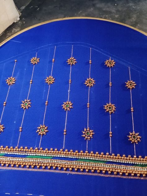 Hi frds. I am vengattammal from salem. Na aari blouse designer ungaluku yarukathu blouse work pannanuna ena contact pannuga-9655971341 Sleeve Aari Designs For Blouse, Aari Sleeve Designs For Blouse, Magam Work, Aari Design, Latest Blouse Designs Pattern, Hand Work Design, Simple Hand Embroidery Patterns, Maggam Work Designs, New Embroidery Designs