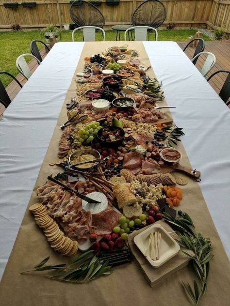 Epic Holiday Charcuterie Boards – Amarvelous Event Meat Platter Ideas, Engagement Party Food, Charcuterie Business, Charcuterie Table, Cheese Table, Christmas Charcuterie, Platter Ideas, Meat Platter, Fruit Display