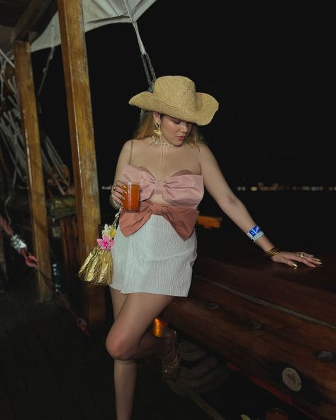 Tequila is cheaper than therapy 😜🍹🌅🚢 #tequila #marigalante #ootd #zaraoutfit #tequilasunrise #drinks #pirateship #vallarta #jalisco Cheaper Than Therapy, Tequila Sunrise, Zara Outfit, Pirate Ship, Tequila, Ootd, Drinks, Quick Saves