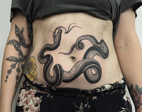 Lucy you are super tough. Thanks again. Made @parliamenttattoo #parliamenttattoo Rattlesnake Tattoo, Hals Tattoo Mann, Tattoo Bras Homme, Tattoo Hombre, Cobra Tattoo, Bauch Tattoos, Serpent Tattoo, Snake Tattoo Design, Skeleton Hand Tattoo