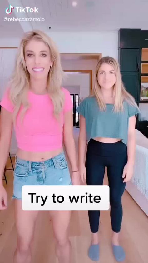 Rebecca Zamolo Youtube Videos, Travis Scott Music, Rebecca Zamolo, Dance Moms Funny, Wwe Superstar Roman Reigns, Famous Youtubers, Barbie Coloring Pages, Jungkook Funny, Tic Tok