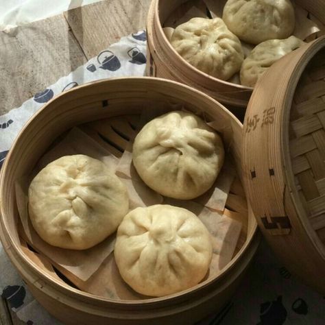 brown aesthetic dim sum baozi coffee light korean soft minimalistic kawaii cute g e o r g i a n a : a e s t h e t i c s Think Food, Food Goals, Dim Sum, Comfort Foods, Food Obsession, Cafe Food, Pretty Food, Food Cravings, I Love Food