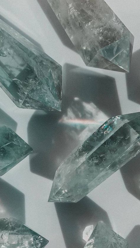 Crystal Pictures Aesthetic, Crystals Background, Crystal Wallpaper, Crystal Background, Crystal Vibes, Spiritual Crystals, Widget Icon, Phone Wallpaper Images, Jewelry Business