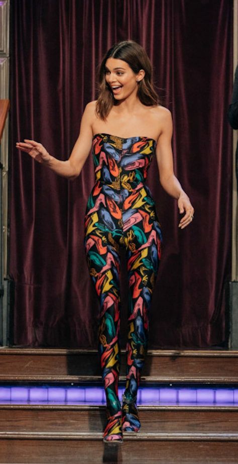 Kendall Jenner Jumpsuit, Celebrity Jumpsuit, Kendall Ve Kylie, Stile Kendall Jenner, Estilo Kardashian, Late Late Show, Kendall Style, Vintage Jumpsuit, Kendall Jenner Outfits