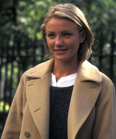 Cameron Diaz Short Hair 90s, 90’s Bob, Peace Era, 90s Photos, 90s Beauty, 90s Haircuts, 90s Hairstyles, Cameron Diaz, Short Blonde