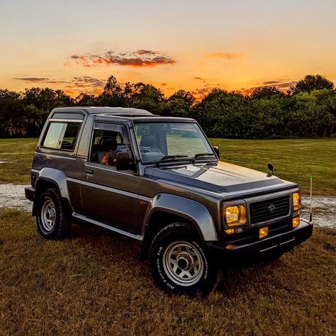 Daihatsu Fourtrak, Taft Rocky, Daihatsu Taft, Daihatsu Rocky, Adventure Car, Car Inspiration, Nissan Patrol, Expedition Vehicle, Sarasota Florida