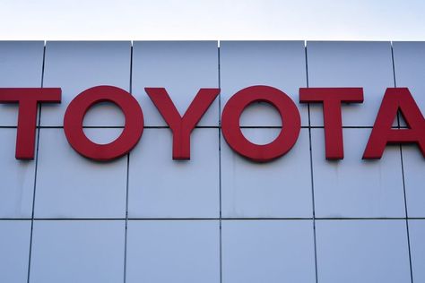 Is Toyota Really A Japanese Car Company? The Toyota Dealer Near Anaheim Tells Us The History Car Company, Toyota Trucks, Toyota Cars, Automobile Industry, Toyota Hilux, Japanese Cars, Fuel Efficient, Fuel Economy, Anaheim