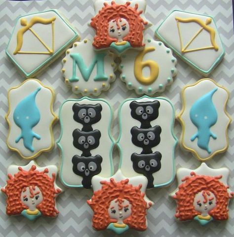 Brave Inspired Birthday Cookies Brave Cookies, Brave Cakes, Funny Cookies, Brave Birthday Party, Brave Party, Brave Merida, Princess Cookies, Cookies Decoradas, Disney Cookies