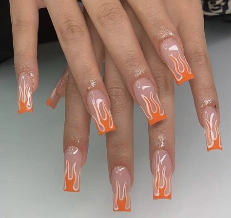 Almond Acrylic Nails Designs, Orange Acrylic Nails, June Nails, Flame Nail Art, Retro Nails, Ombre Acrylic Nails, Fire Flame, Simple Acrylic Nails, Almond Acrylic Nails