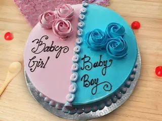 Birthday Cake for Baby Boy and Baby Girl Boy Cakes Ideas, Birthday Cake For Baby Boy, Birthday Cake For Baby, Cake For Baby Boy, Baby Reveal Cakes, Baby Shower Cake Designs, Twin Birthday Cakes, Boy Cakes, 14th Birthday Cakes