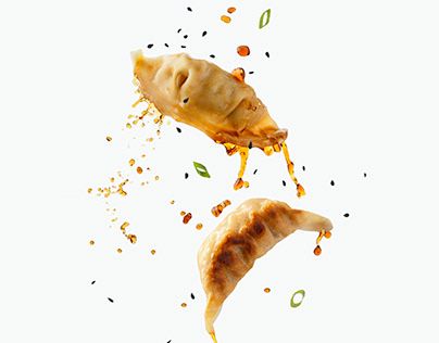 Check out new work on my @Behance profile: "Flying Gyoza" http://be.net/gallery/102128951/Flying-Gyoza Tashi Delek, Chicken Gyoza, Poster Tutorial, Ads Creative Advertising Ideas, Advertising Ideas, Photography Canon, Insta Post, Outdoor Advertising, Ads Creative