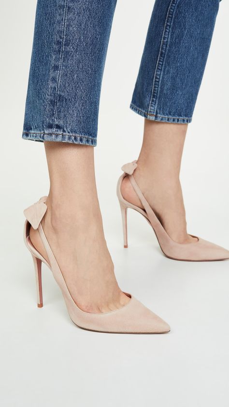 Aquazzura Bow Tie, Trendy Womens Shoes, Aquazzura Shoes, London College Of Fashion, Nude Shoes, Pumps Heels Stilettos, Nude Pumps, High Heels Stilettos, Slingback Pump