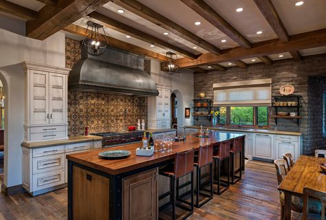 27 Southwest Kitchen Designs and Ideas Southwestern Kitchen Ideas, Southwestern Style Kitchen, Southwestern Kitchen, Nautical Bathroom Design Ideas, Southwest Kitchen, Nautical Kitchen, Arizona Living, Western Kitchen, Southwestern Home