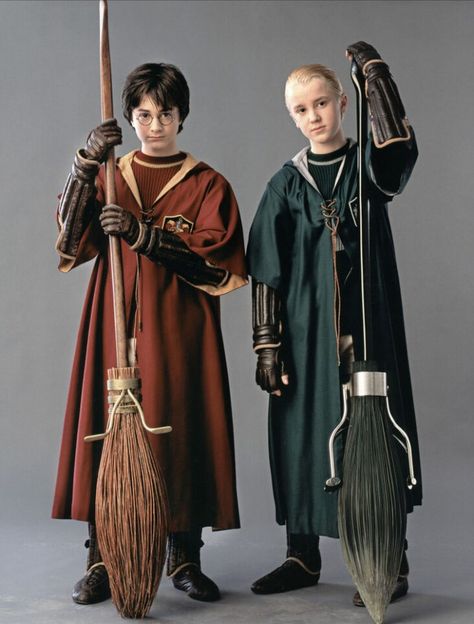 Nimbus Racing Broom Company | Harry Potter Wiki | FANDOM powered by Wikia Harry Potter Cloak, Harry Potter Uniform, Ravenclaw Scarf, School Cosplay, Ravenclaw Slytherin, Gryffindor Ravenclaw, Slytherin And Hufflepuff, Harry Potter Quidditch, Harry Potter Cosplay