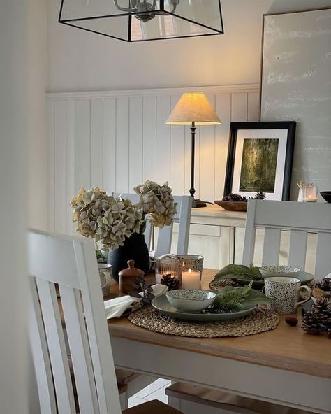 Sophie Allport on Instagram: "We love this shot from @fiveatnumberthree, proving that neutrals can be cosy not cold 🙂 Our Woodland Walks Stoneware Bowls and Mugs add the perfect pop of colour. - - - #sophieallport #nationaltrust #woodlandwalks #mycountryhome #countryhome #countryhomesandinteriors #homesweethome #interiors #mycosyhome #neutralhome" Sophie Allport, Stoneware Bowls, Country House, Stoneware, Love This, Color Pop, Sweet Home, Bowl, Canning